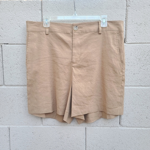 Vince | Casual Linen Blend Shorts in Almond NEW Size 14 - Picture 2 of 9